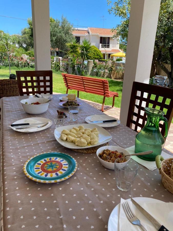 Casa Vacanze 'Sa Corbula' Porto Columbu - Perd'E Sali Dış mekan fotoğraf