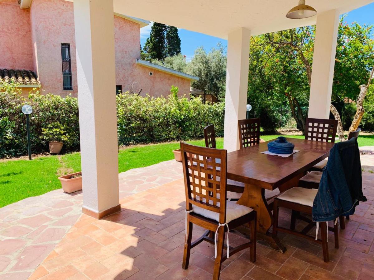 Casa Vacanze 'Sa Corbula' Porto Columbu - Perd'E Sali Dış mekan fotoğraf