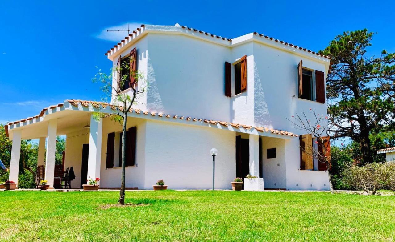 Casa Vacanze 'Sa Corbula' Porto Columbu - Perd'E Sali Dış mekan fotoğraf